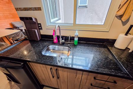 Apartamento à venda com 90m², 2 quartos e 2 vagas Apartamento à venda com 90m², 2 quartos e 2 vagasPia