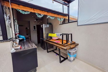 Apartamento à venda com 90m², 2 quartos e 2 vagas Apartamento à venda com 90m², 2 quartos e 2 vagasCobertura