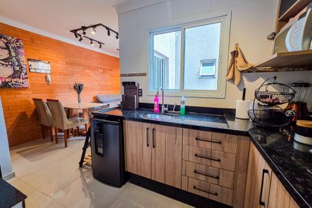 Apartamento à venda com 90m², 2 quartos e 2 vagas Apartamento à venda com 90m², 2 quartos e 2 vagasCozinha