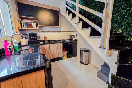 Apartamento à venda com 90m², 2 quartos e 2 vagas Apartamento à venda com 90m², 2 quartos e 2 vagasCozinha