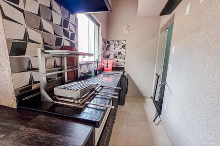 Apartamento à venda com 90m², 2 quartos e 2 vagas Apartamento à venda com 90m², 2 quartos e 2 vagasÁrea de Serviço