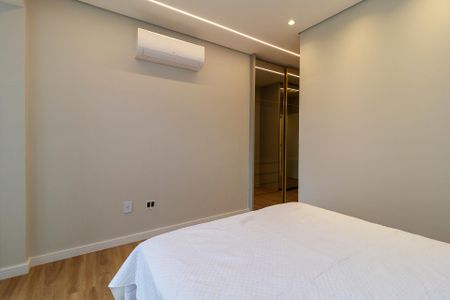 Apartamento para alugar com 161m², 3 quartos e 2 vagasSuíte 1