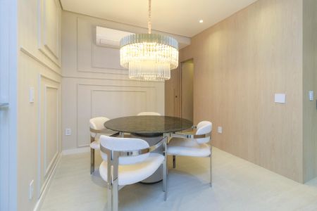 Apartamento para alugar com 161m², 3 quartos e 2 vagasSala