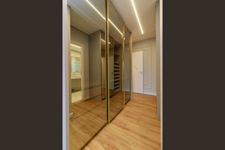 Apartamento para alugar com 161m², 3 quartos e 2 vagasSuíte 1 - Closet