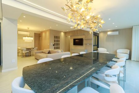 Apartamento para alugar com 161m², 3 quartos e 2 vagasSala