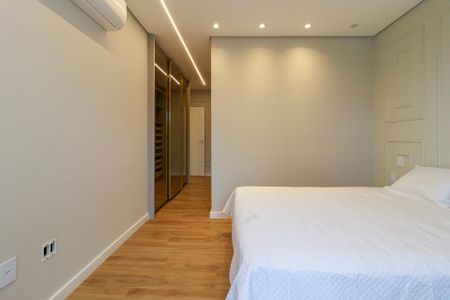 Apartamento para alugar com 161m², 3 quartos e 2 vagasSuíte 1