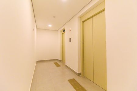 Apartamento para alugar com 34m², 2 quartos e sem vagaHall