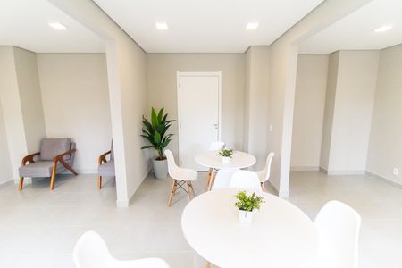 Apartamento para alugar com 34m², 2 quartos e sem vagaÁrea comum - Salão de festas