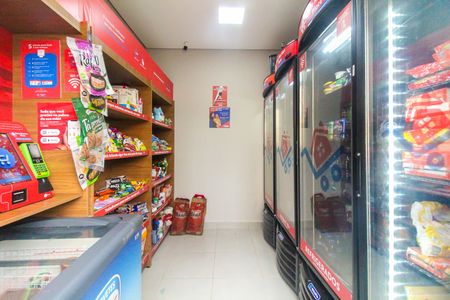 Apartamento para alugar com 34m², 2 quartos e sem vagaMini Mercado