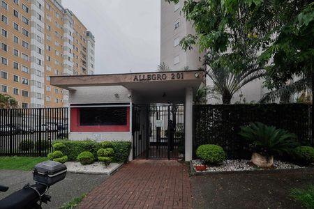 Apartamento à venda com 55m², 3 quartos e 1 vaga Apartamento à venda com 55m², 3 quartos e 1 vagaFachada