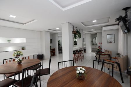 Apartamento à venda com 55m², 3 quartos e 1 vaga Apartamento à venda com 55m², 3 quartos e 1 vagaÁrea comum - Salão de festas