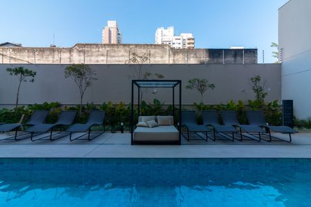 Apartamento para alugar com 27m², 1 quarto e sem vagaÁrea comum - Piscina