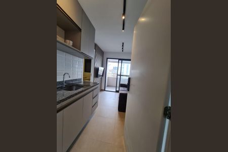 Cozinha de apartamento para alugar com 1 quarto, 27m² em Vila Olímpia, São Paulo