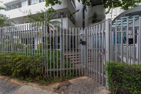 Apartamento para alugar com 144m², 4 quartos e 3 vagasFachada