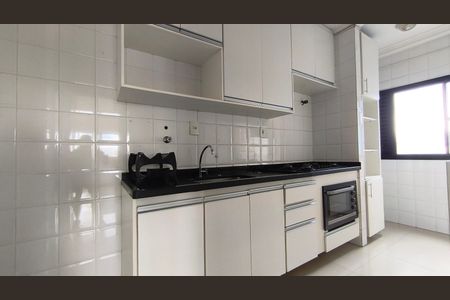 Apartamento para alugar com 70m², 2 quartos e 2 vagasCozinha