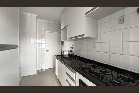 Apartamento para alugar com 70m², 2 quartos e 2 vagasCozinha