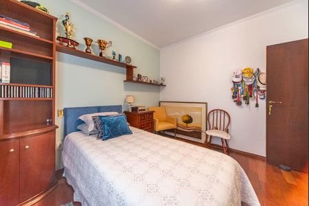 Casa à venda com 181m², 3 quartos e 2 vagas Casa à venda com 181m², 3 quartos e 2 vagasQuarto 1