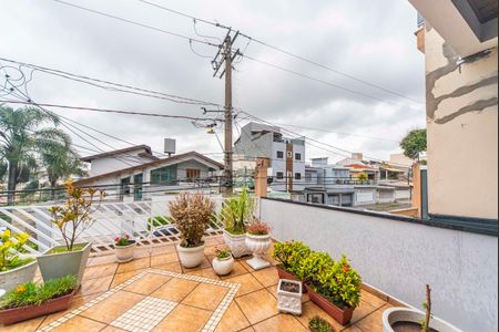 Casa à venda com 181m², 3 quartos e 2 vagas Casa à venda com 181m², 3 quartos e 2 vagasVaranda do Quarto 3