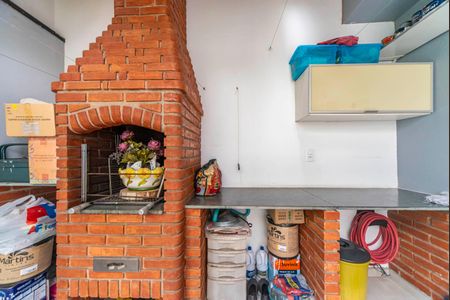 Casa à venda com 181m², 3 quartos e 2 vagas Casa à venda com 181m², 3 quartos e 2 vagasQuintal e Churrasqueira