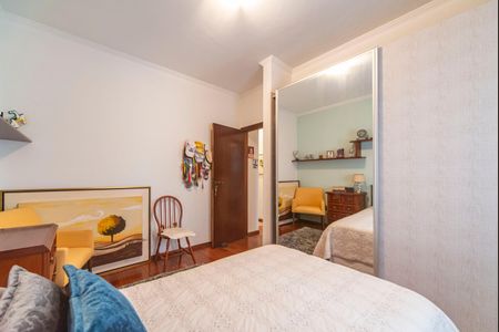 Casa à venda com 181m², 3 quartos e 2 vagas Casa à venda com 181m², 3 quartos e 2 vagasQuarto 1