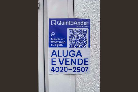 Casa à venda com 181m², 3 quartos e 2 vagas Casa à venda com 181m², 3 quartos e 2 vagasPlaca Instalada na Fachada