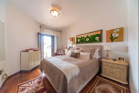 Casa à venda com 181m², 3 quartos e 2 vagas Casa à venda com 181m², 3 quartos e 2 vagasQuarto 3