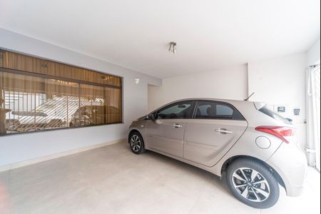 Casa à venda com 181m², 3 quartos e 2 vagas Casa à venda com 181m², 3 quartos e 2 vagasGaragem