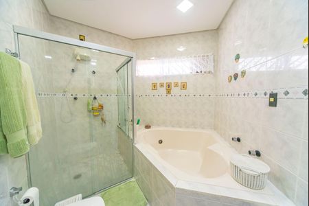 Casa à venda com 181m², 3 quartos e 2 vagas Casa à venda com 181m², 3 quartos e 2 vagasBanheiro do Quarto 3