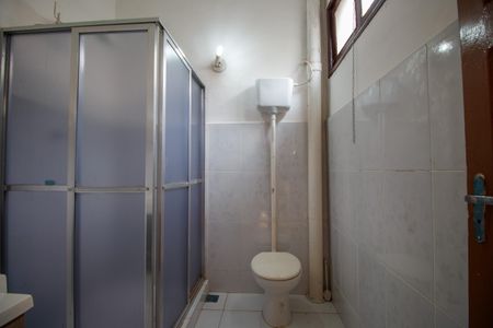 Banheiro de apartamento para alugar com 2 quartos, 70m² em Imperial de São Cristóvão, Rio de Janeiro