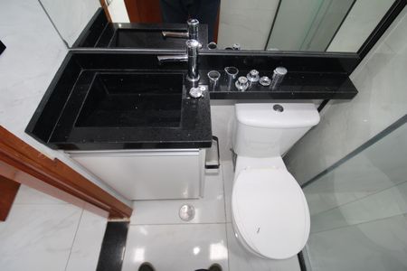 Apartamento à venda com 55m², 2 quartos e 2 vagasBanheiro 1