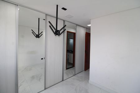 Apartamento à venda com 55m², 2 quartos e 2 vagasQuarto 2