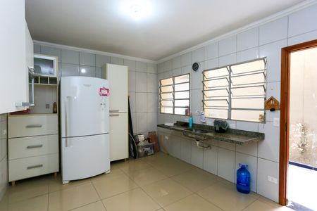 Cozinha de casa para alugar com 1 quarto, 38m² em Parque Arariba, São Paulo