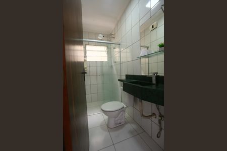 Banheiro de casa para alugar com 1 quarto, 38m² em Parque Arariba, São Paulo