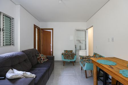 Sala de casa para alugar com 1 quarto, 30m² em Parque Arariba, São Paulo