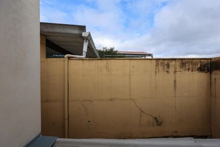 Vista do Quarto de casa para alugar com 1 quarto, 30m² em Parque Arariba, São Paulo