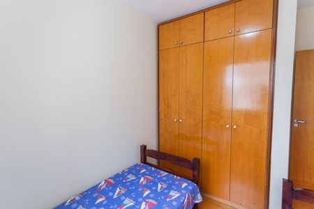 Apartamento à venda com 75m², 3 quartos e 2 vagasQuarto 2