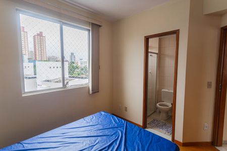 Apartamento à venda com 75m², 3 quartos e 2 vagasSuíte