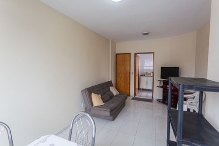 Sala de apartamento à venda com 3 quartos, 75m² em Horto, Belo Horizonte