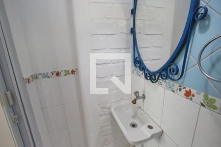 Casa de condomínio para alugar com 200m², 3 quartos e 2 vagasLavabo