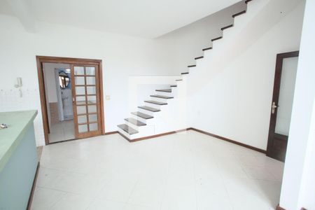 Sala de Estar de casa de condomínio para alugar com 3 quartos, 200m² em Taquara, Rio de Janeiro