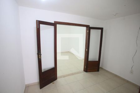 Casa de condomínio para alugar com 200m², 3 quartos e 2 vagasQuarto Suíte 1