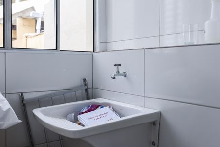 Área de Serviço de casa para alugar com 1 quarto, 34m² em Parque Arariba, São Paulo