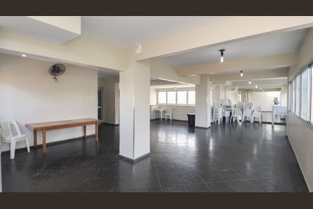 Apartamento para alugar com 70m², 2 quartos e 1 vagaÁrea comum - Salão de festas