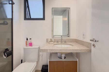 Studio para alugar com 35m², 1 quarto e sem vaga Studio para alugar com 35m², 1 quarto e sem vagaBanheiro