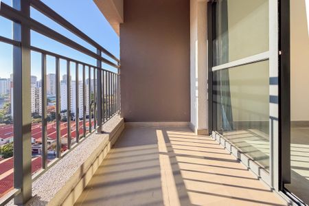 Studio para alugar com 35m², 1 quarto e sem vaga Studio para alugar com 35m², 1 quarto e sem vagaVaranda