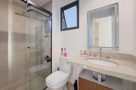 Studio para alugar com 35m², 1 quarto e sem vaga Studio para alugar com 35m², 1 quarto e sem vagaBanheiro