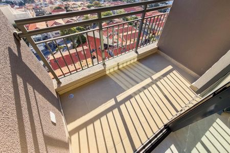 Studio para alugar com 35m², 1 quarto e sem vaga Studio para alugar com 35m², 1 quarto e sem vagaVaranda