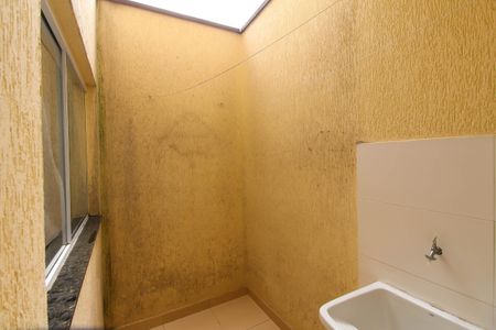 Casa de condomínio à venda com 80m², 2 quartos e 2 vagas Casa de condomínio à venda com 80m², 2 quartos e 2 vagasÁrea de Serviço