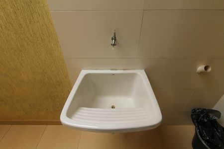 Casa de condomínio à venda com 80m², 2 quartos e 2 vagas Casa de condomínio à venda com 80m², 2 quartos e 2 vagasÁrea de Serviço