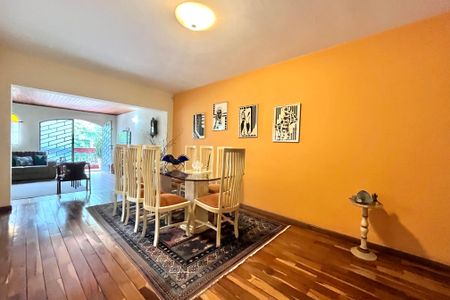 Casa à venda com 225m², 4 quartos e 3 vagasSala de Jantar